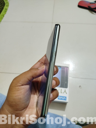 Vivo Y17